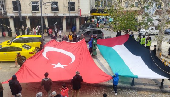 Şanlıurfa'da Filistin İçin İnsan Zinciri 