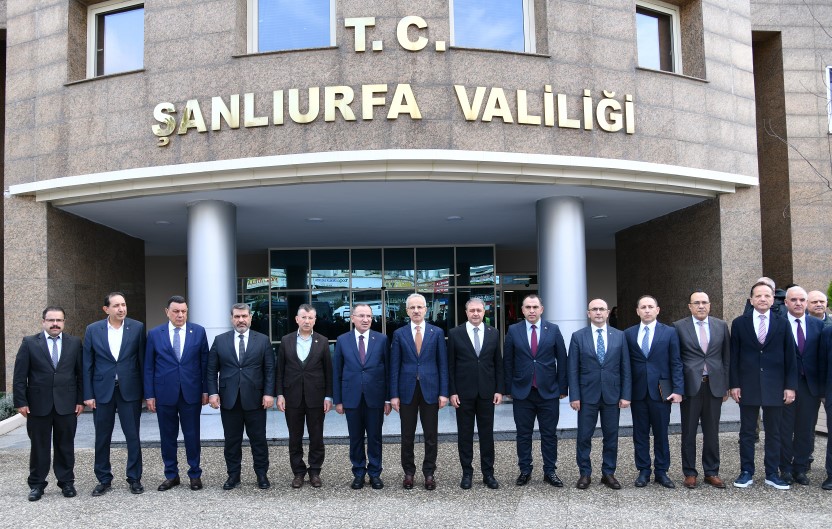 Bakan Uraloğlu'ndan Urfa Valiliğine Ziyaret