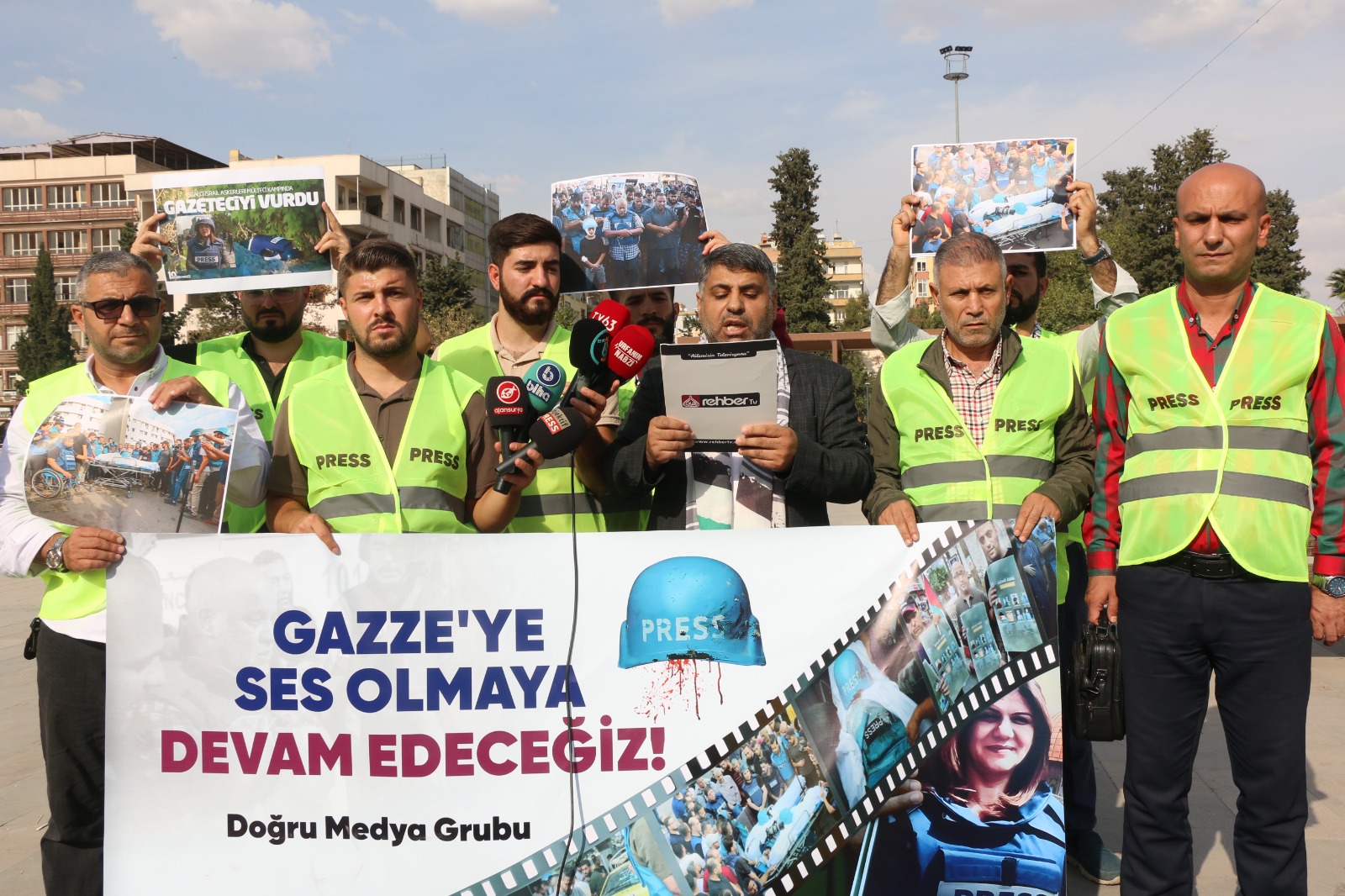 Şanlıurfa'da İsrail'in Saldırılarında Gazetecilerin Öldürülmesi Protesto Edildi 