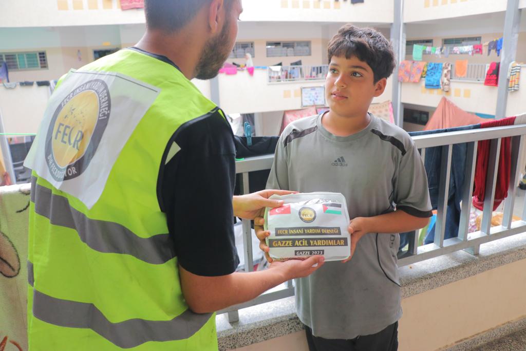 Urfa'da Pişirildi Gazze'de Mazlumlara Dağıtıldı