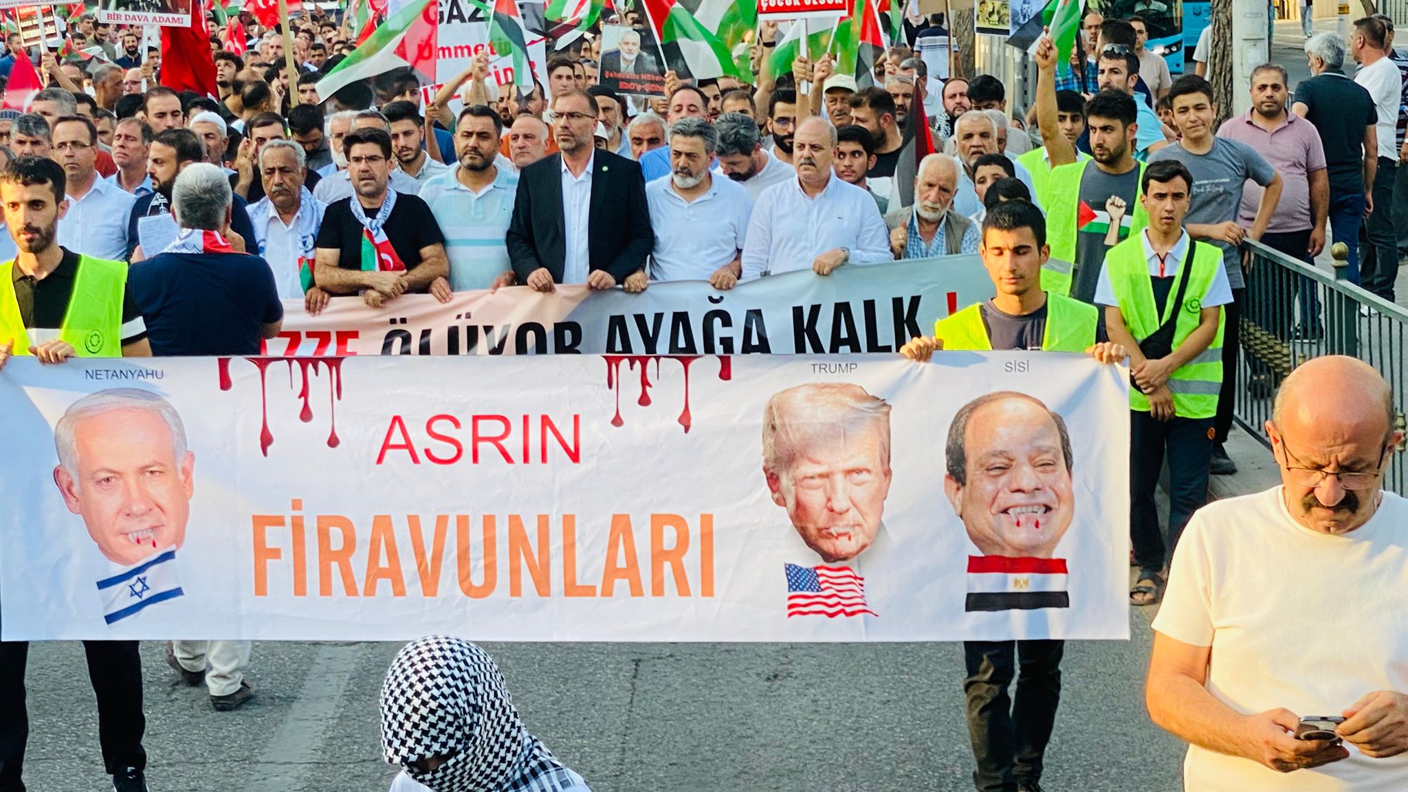 Urfa'da Gazze İçin Yürüyüş