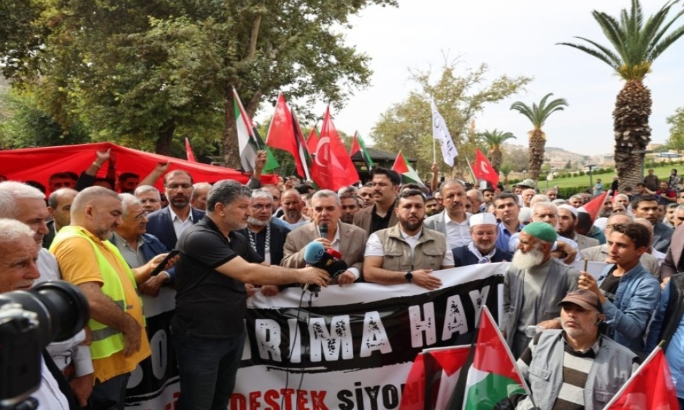 Şanlıurfa Tek Yürek Olup İsrail Katliamını Kınadı