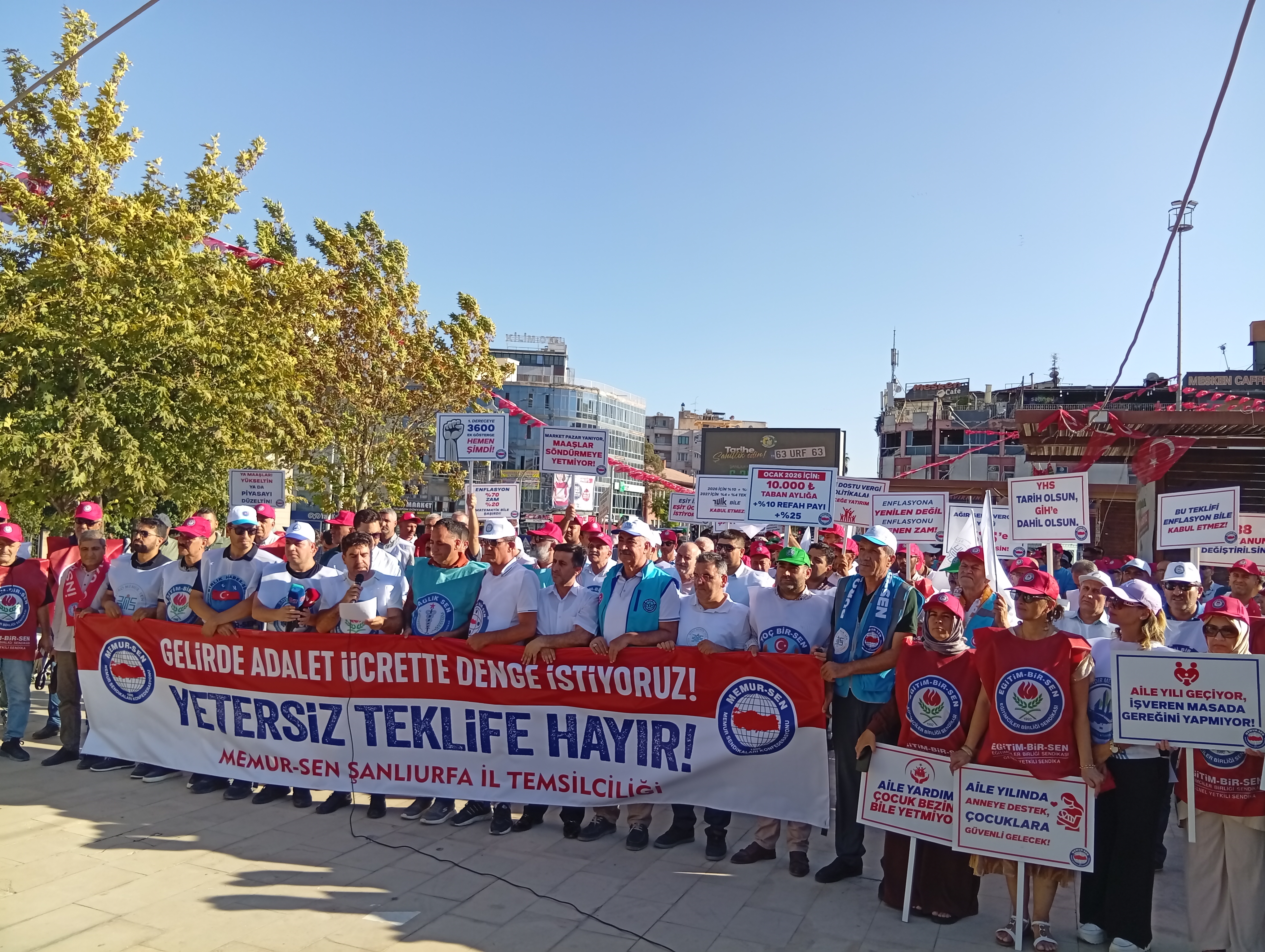 Memur-Sen’den Toplu Sözleşme Teklifine Tepki: “Adil ve Acil Teklif Bekliyoruz”