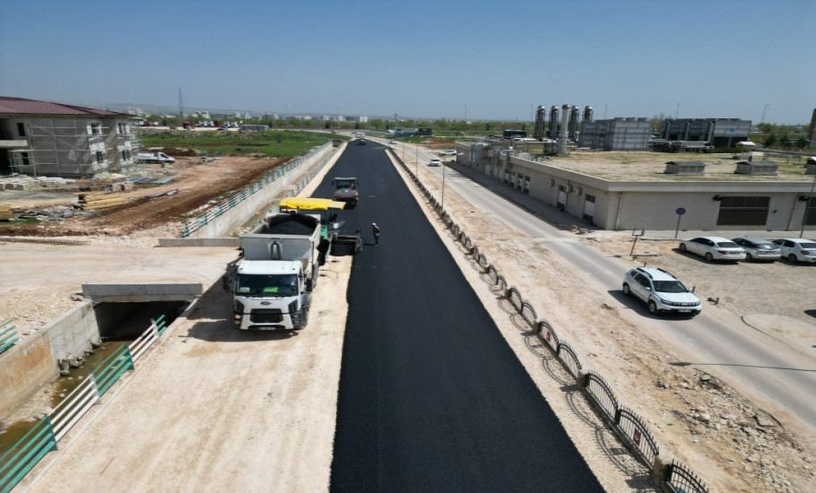 Akçakale Yolu Asfaltlanıyor