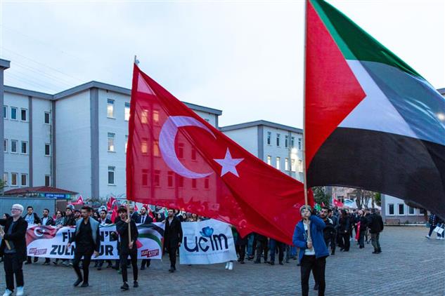 Tüm Dünya İsrail'in Refah Katliamına Dur Diyor