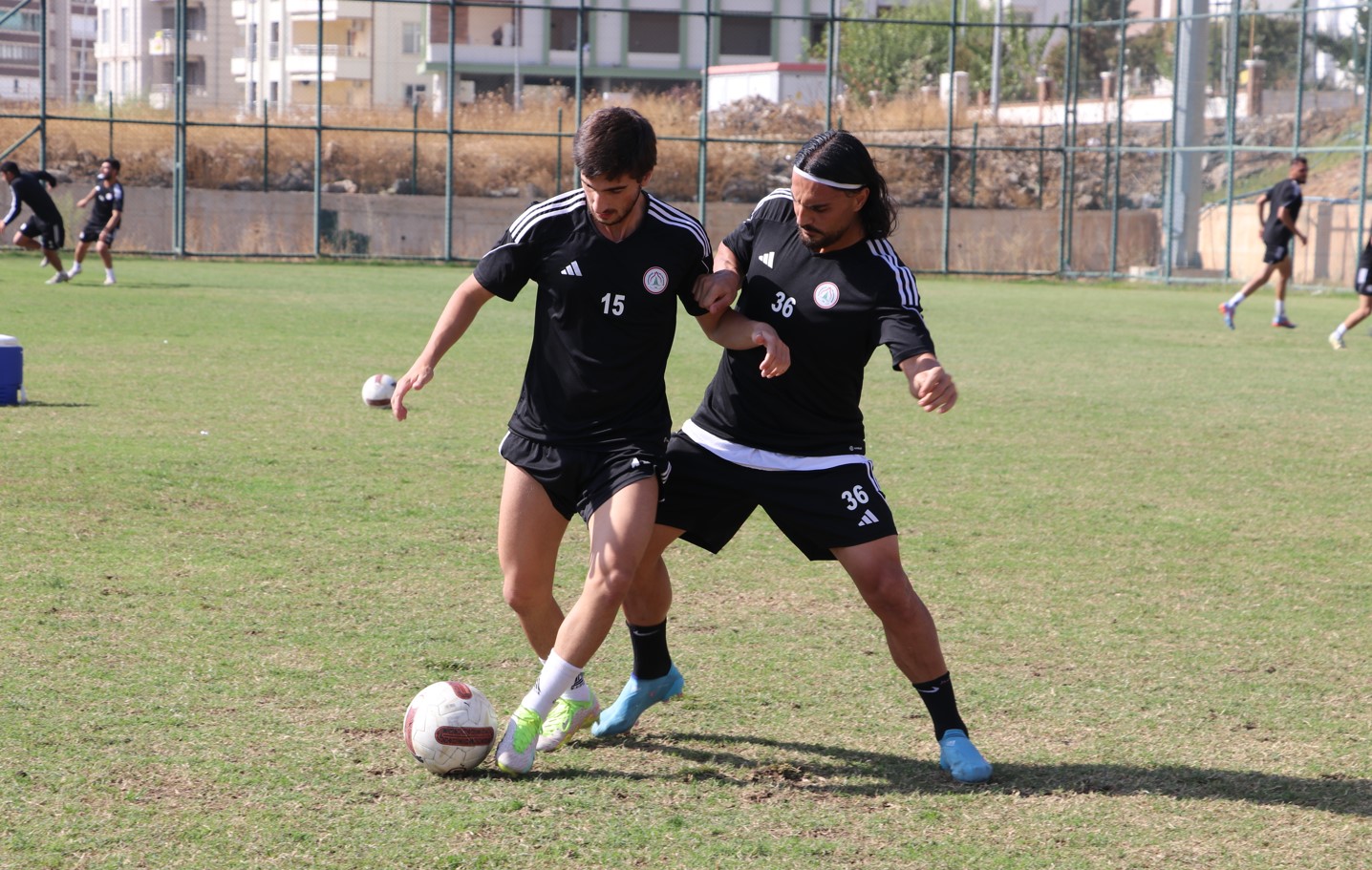 Karaköprü Spor Ligde Dolu Dizgin Gidiyor