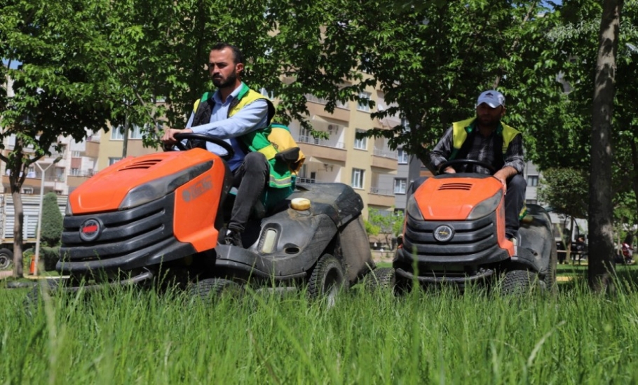 KARAKÖPRÜ’DE TOPYEKÛN HİZMET ATAĞI SÜRÜYOR