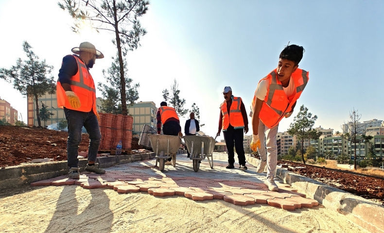 Urfa'ya Yeni Bir Park Kazandırılıyor