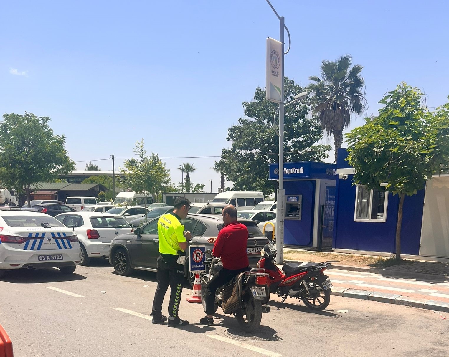 Birecik'te Motosikletlere Yönelik Trafik Denetimi: Kural İhlallerine Ceza!