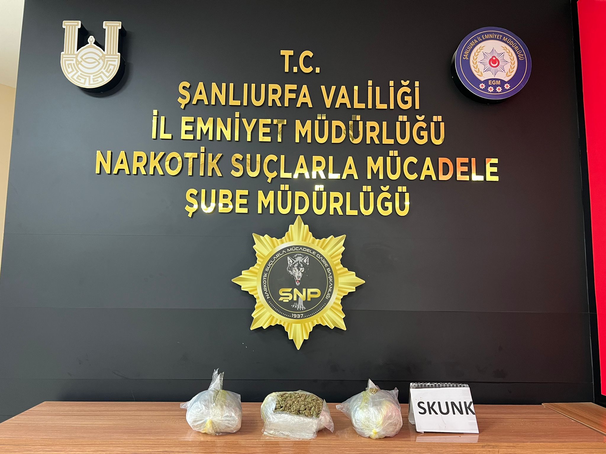 Şanlıurfa'da 1 Kilo 600 Gram Skunk Ele Geçirildi