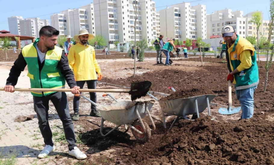 KARAKÖPRÜ’YE YENİ YEŞİL ALANLAR KAZANDIRILIYOR