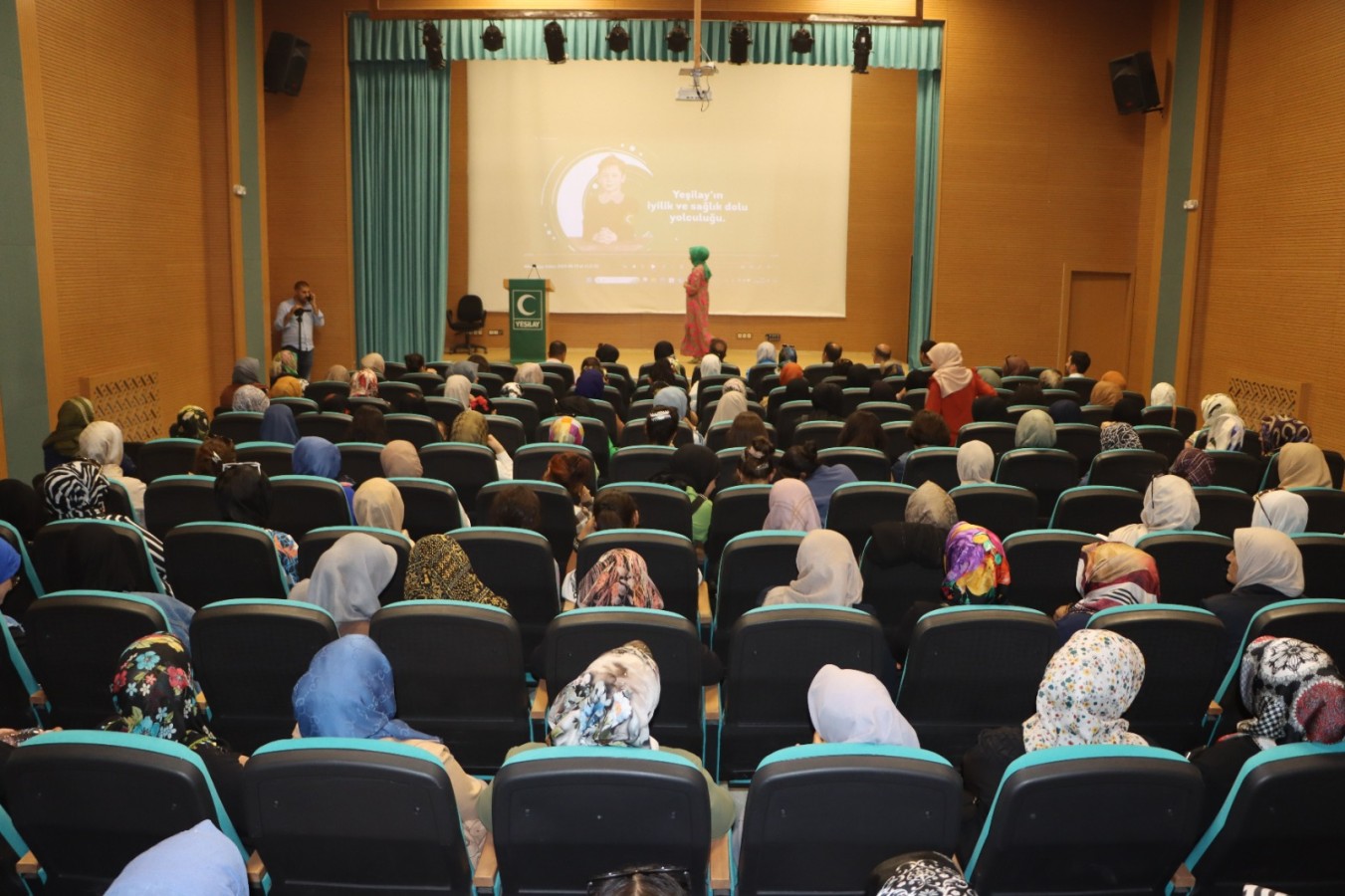 Urfa'da Bağımlılıkla Mücadele Semineri